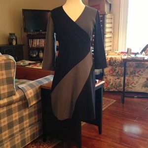 Stretchy Faux Wrap Dress with 3/4 Sleeves