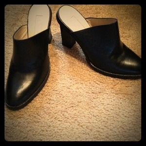 Barely worn Michael Kors shoes