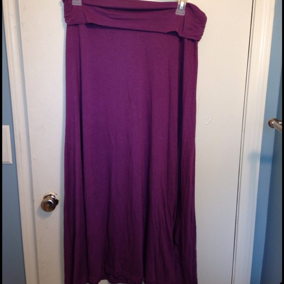 Gorgeous purple skirt