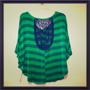 Adorable Green and Navy Blue Top