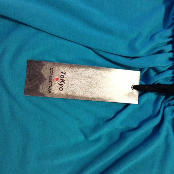 Turquoise Blue twisted strap tank top - Picture 2 of 2