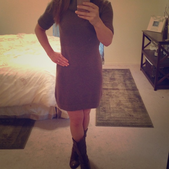 💚Ann Taylor Sweater Dress💚Perfect for Fall🍁