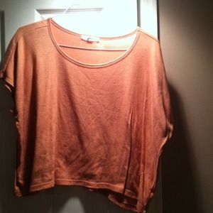 Peach colored stretchy boxed crop top