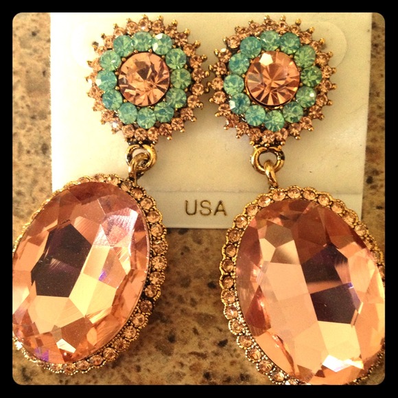 Mint & coral earrings.