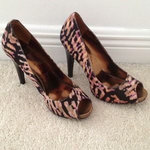 Nine West heels! Only wore 3 times!