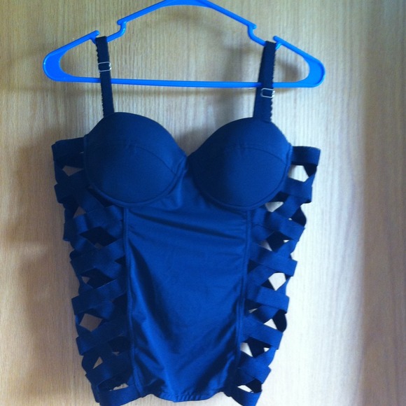RESERVED•••Black and gorgeous!