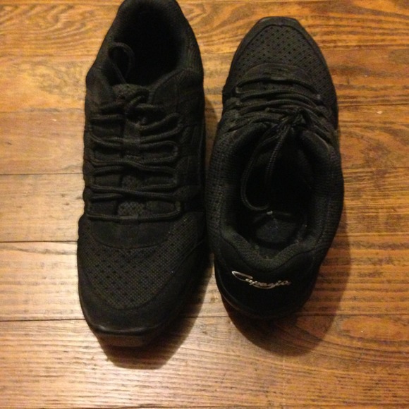 Black Zumba Shoes 7 1/2