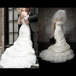 Rivini 'Trevi' wedding gown