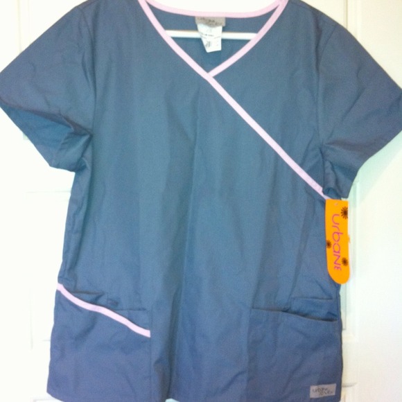 Scrub top from urbane NWT
