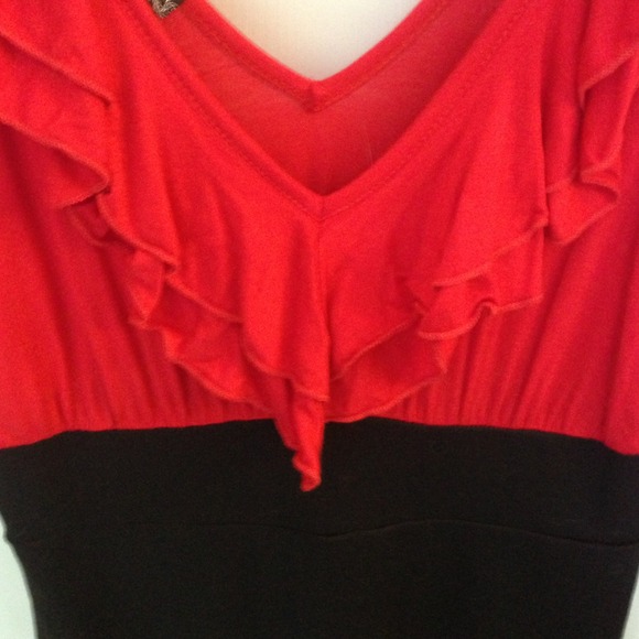 Red/Black color block dress. Never worn!!! - Picture 2 of 3