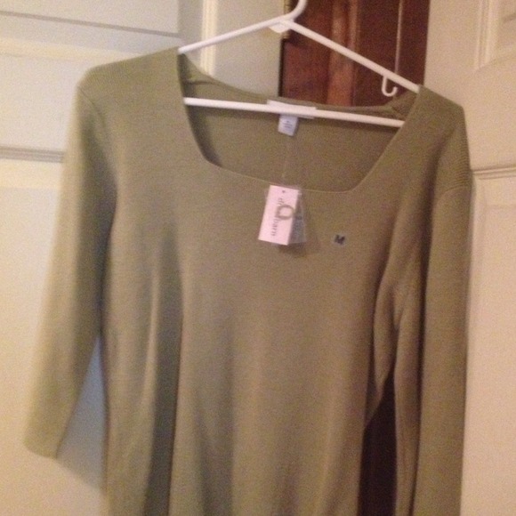 Quarter sleeve light sweater - Picture 2 of 2