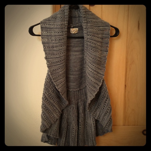 Racer back sweater vest!! - Picture 1 of 2