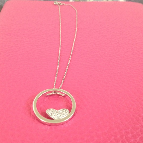 ❌Traded❌925 sterling silver heart necklace