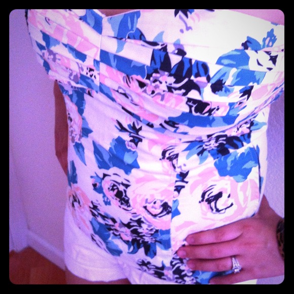 Guess floral tube top