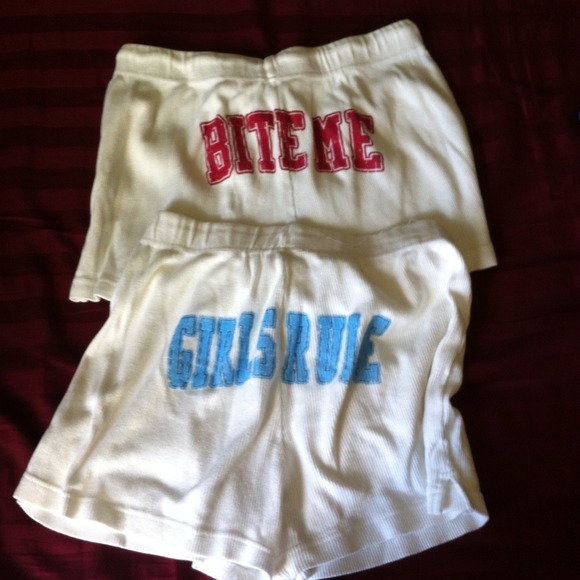 2 shorts