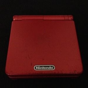 Red Gameboy Advance SP