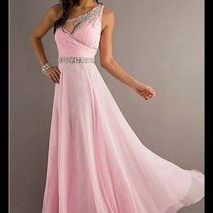 ⭐MAKE AN OFFER⭐ Prom dress