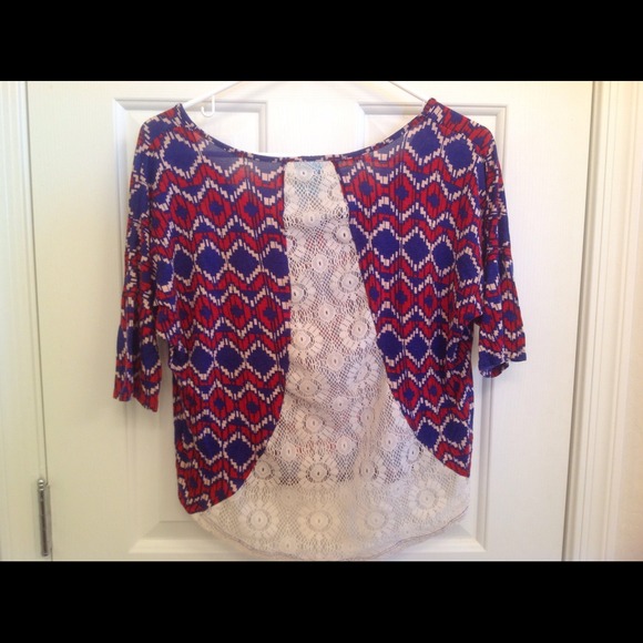 Retro patterned crop-tee - Picture 4 of 4