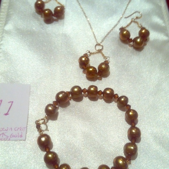 Pearls, Swarovski crystal, 14k gold-filled