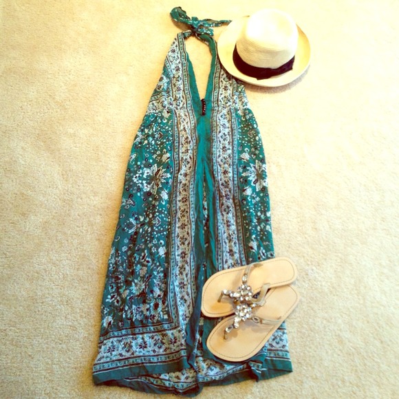 SOLD 🚨🚨Green Beach Cover Up