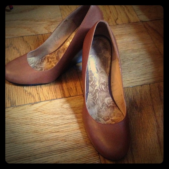Brown wedges