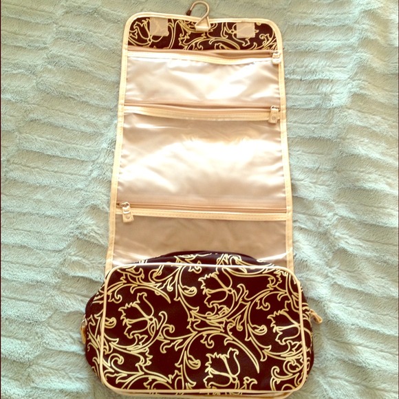 Makeup travel case