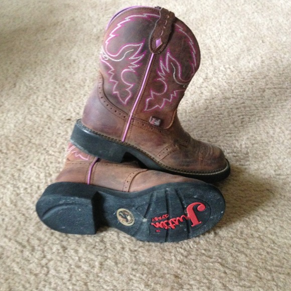 Justin Gypsy ladies boots size 8b