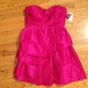 Reserved! NWT Magenta Jessica Simpson dress