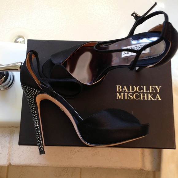 Badgley Mischka evening shoes