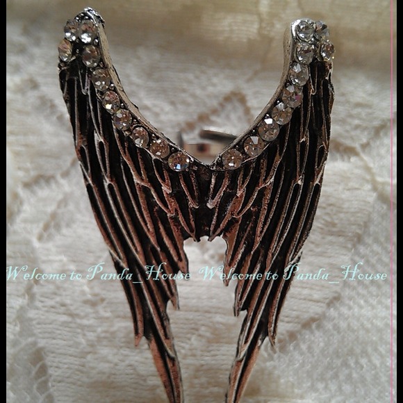 Ring, angel wings. Silver color.💕