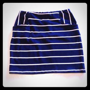 SOLD Mini body con skirt