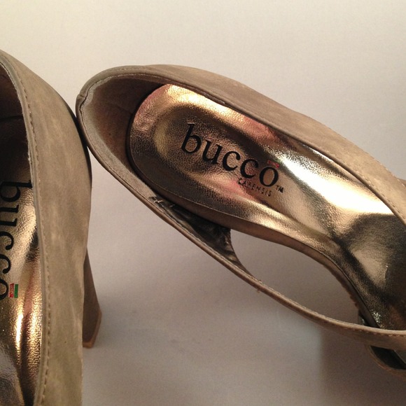 Bucco Capensis Heels - Picture 4 of 4