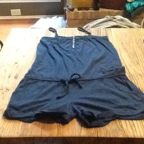 Never worn jumper.