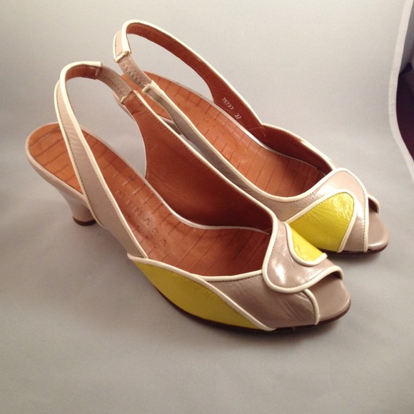 ON HOLD Chie Mihara Heels