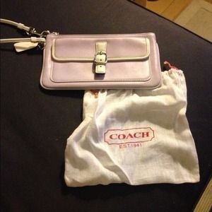 Light lilac wristlet