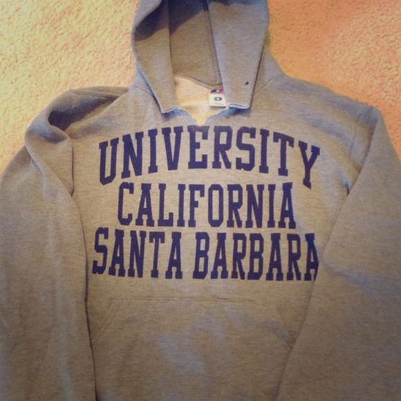 UC Santa Barbara sweater size S