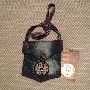 Affliction cross body purse.