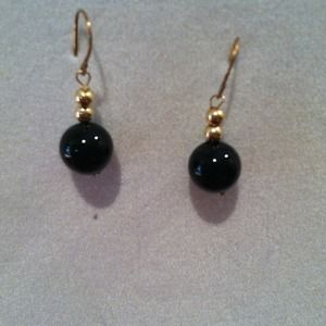 Onyx with 14k gold earrings