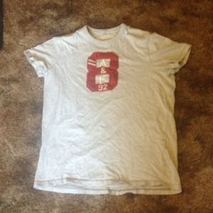 Boys gray A&F t-shirt.