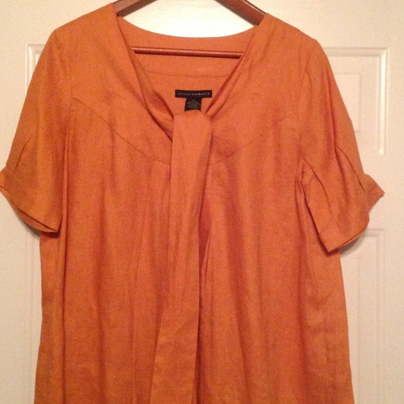 Top - Picture 2 of 4