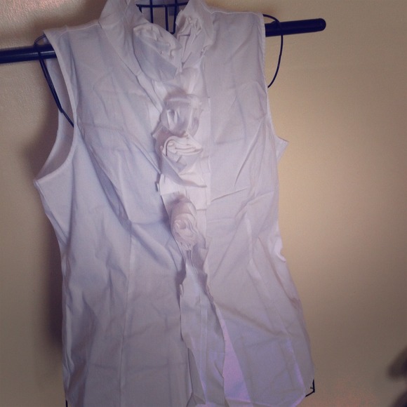 Button up tank