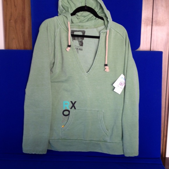 Roxy jacket hoodie light weight