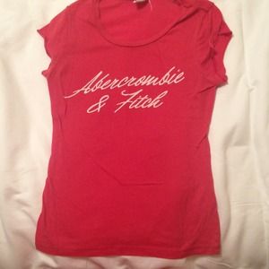 Abercrombie & Fitch T-shirt