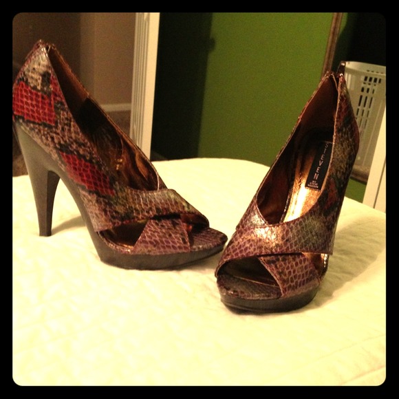 Reduced price!!!!Super sexy heels!