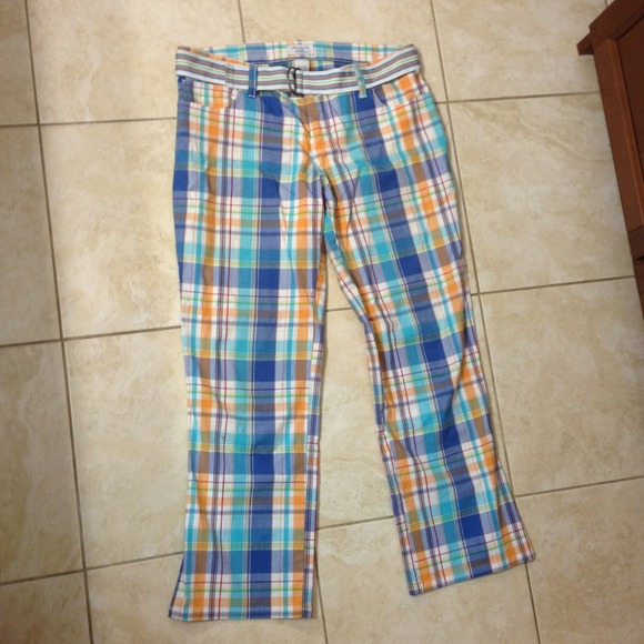 Abercrombie plaid Capri pants with belt