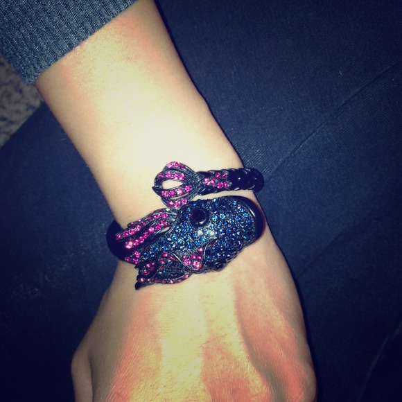 Fish bracelet🔴sold🔴