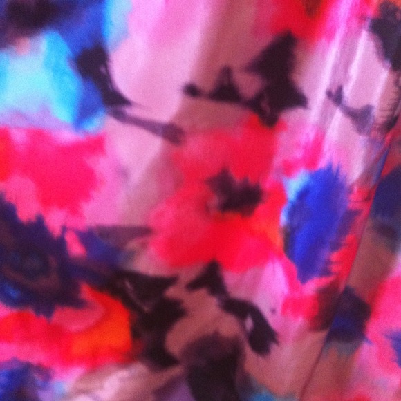 Floral. Long. Dress. 👗NEVER WORN - Picture 3 of 4