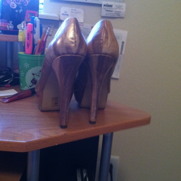 Micheal Antonio edgy platform - Picture 3 of 4