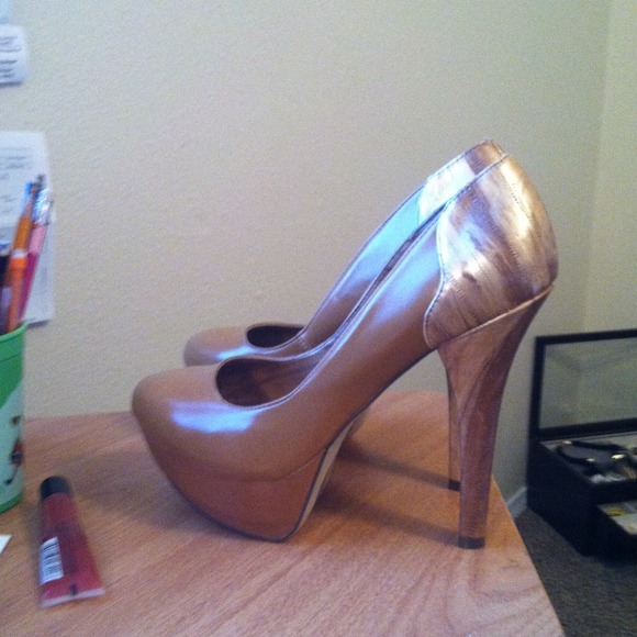 Micheal Antonio edgy platform - Picture 4 of 4