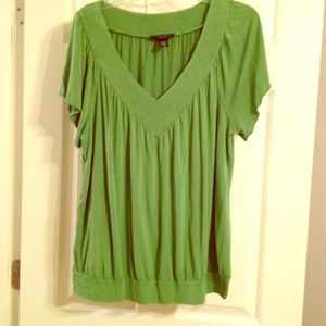 ⭐Sold⭐Green plus size top